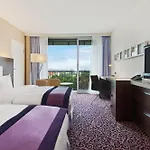 Hilton Park מלון