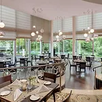 Hilton Park 4* München