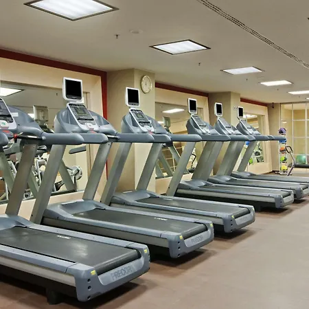 Ξενοδοχείο Hilton Park 4*