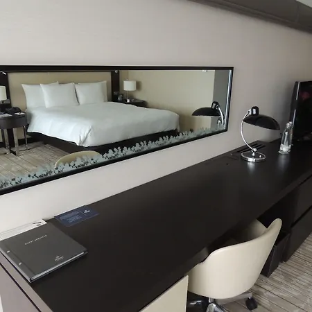 Ξενοδοχείο Hilton Park