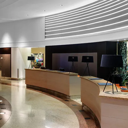 Ξενοδοχείο Hilton Park 4*