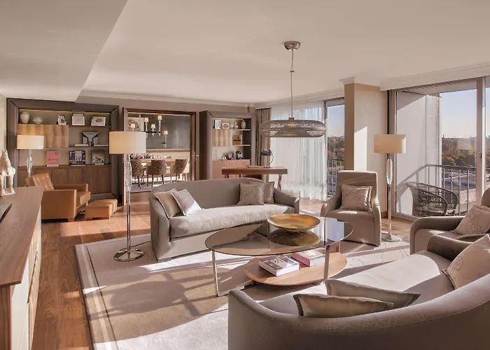 Hotel Hilton Park 4*