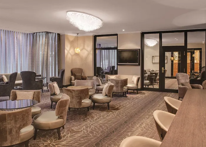 Hilton Park Hotel 4*