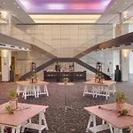 Hilton Park 호텔 4*