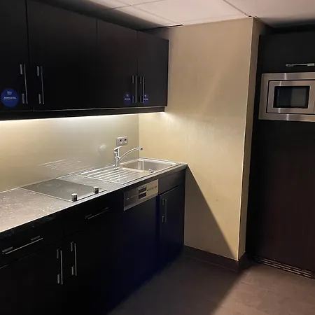 Hilton Park 4* Münih
