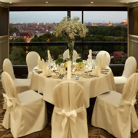 Hilton Park 4* Münih